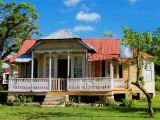 old houses by the ocean, old country houses, wrap around veranda